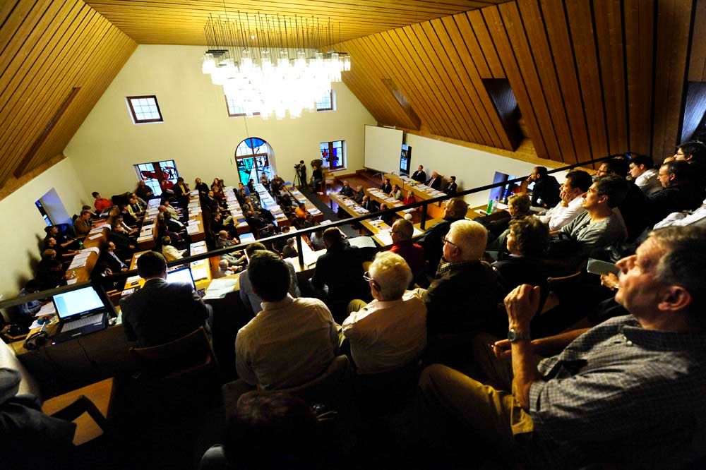 03_For_Real_2010_San_Keller_im_Stadtparlament_KunstHalle_SanktGallen