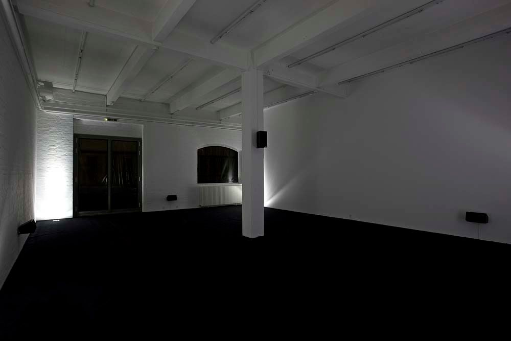 01_Graf_Philipsz_2010_Ausstellungsansicht_KunstHalle_SanktGallen