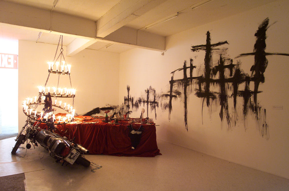 Anti_Pure_2003_Ausstellungsansicht_02_KunstHalle_SanktGallen